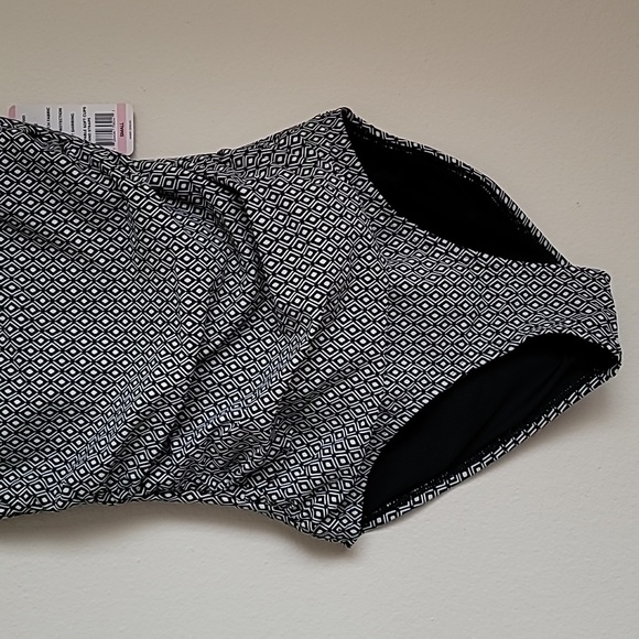 New DKNY One Piece Black and White Geometric Swim Suit Small - Picture 4 of 12